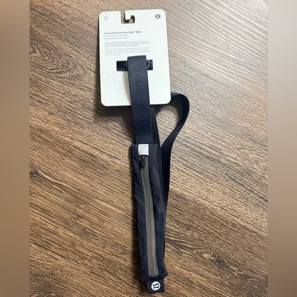 lululemon athletica Fast and Free Run Belt Mini in Black